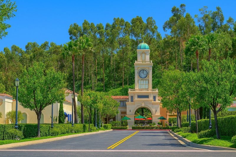 Local Housekeeping Service in Chatsworth, CA